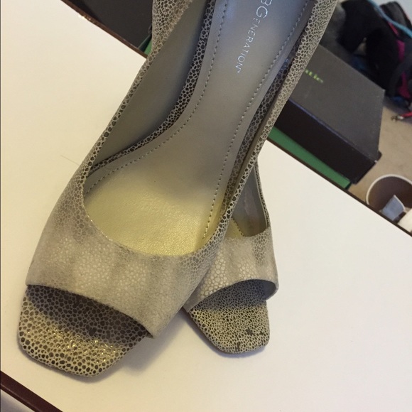 Michael Kors heels - Picture 3 of 4