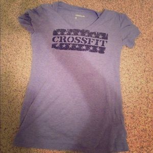Crossfit workout purple shirt