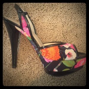 Floral pumps