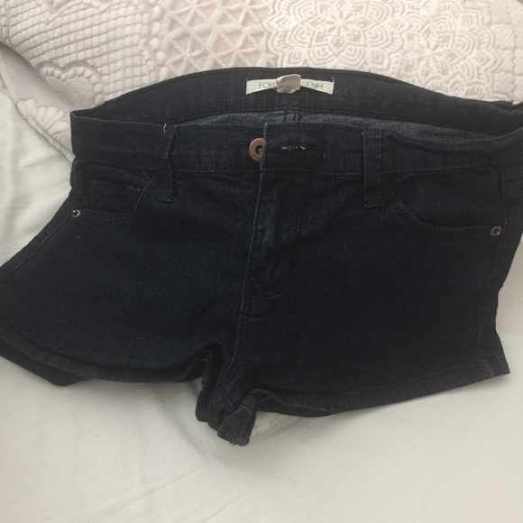 Forever 21 denim shorts 28