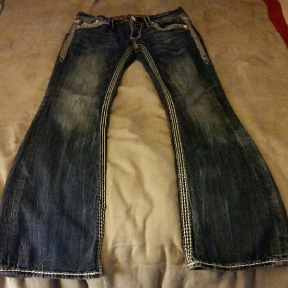 Rock Revival Jeans - Picture 3 of 4