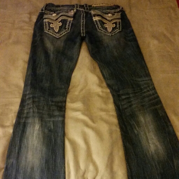 Rock Revival Jeans - Picture 4 of 4