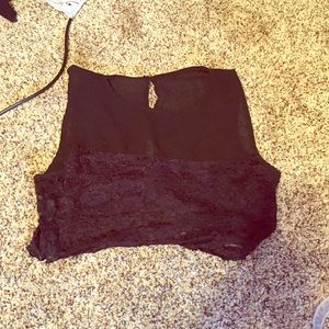 Cute lil crop top black