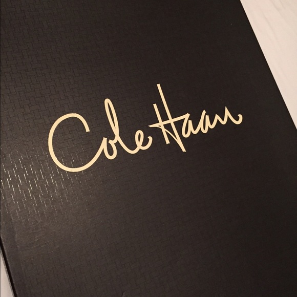 Boots - Picture 4 of 4