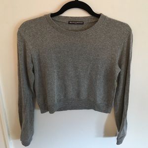 Brandy Melville cropped grey sweater