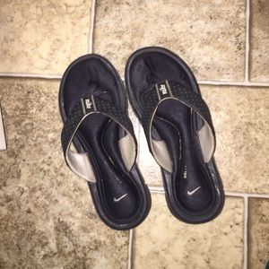 Nike flip flops