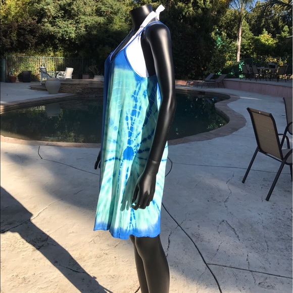 Size Medium Blue Tie Dye Beach Dress - Picture 6 of 8