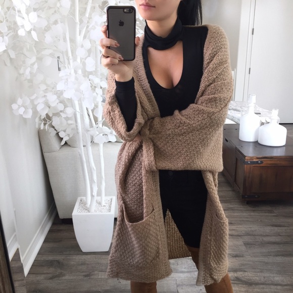 • MAXED OUT • - Picture 2 of 2