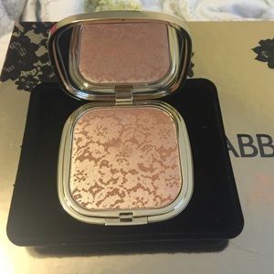 Dolce & Gabbana glow bronzing powder