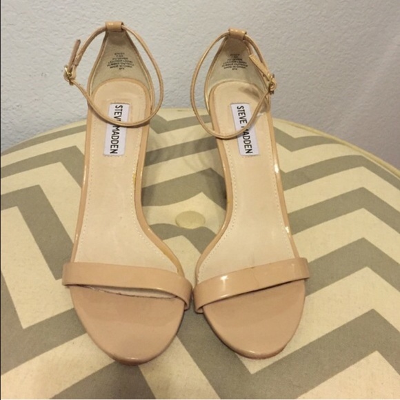 Steve Madden Stecy nude patent heel 7.5