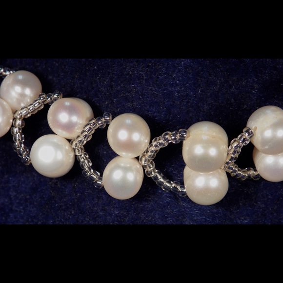 SOLD.  Natural Fresh Water Pearl Bracelet. - Picture 2 of 2