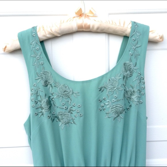 Forever 21 High Low Dress - Picture 4 of 4