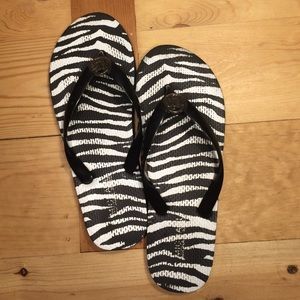 Michael kors flip flops
