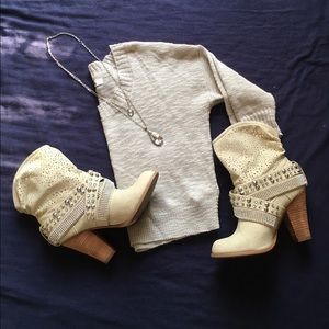 🛍 F21 Silver Crop Top 🛍