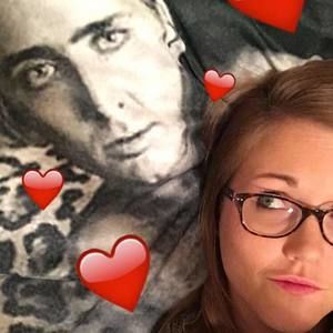 Meet your Posher, Alex