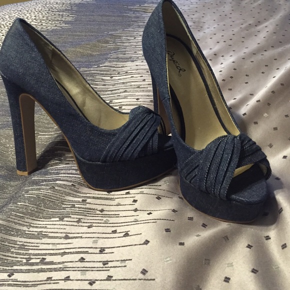 Qupid Shoes - Denim stilettos sz 7 new