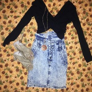 Long high waisted button up skirt 🙃