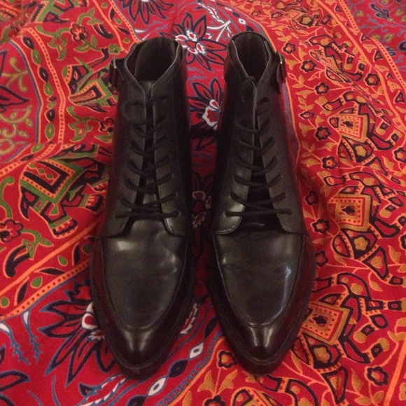 Black urban outfitters pointed buckle booty