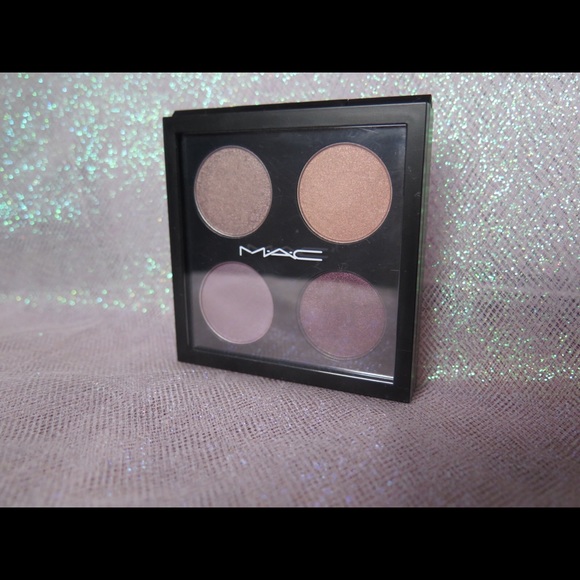 MAC Limited Edition Eyeshadow Palette x4