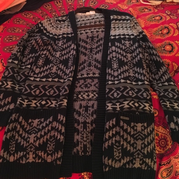 Patterned cardigan