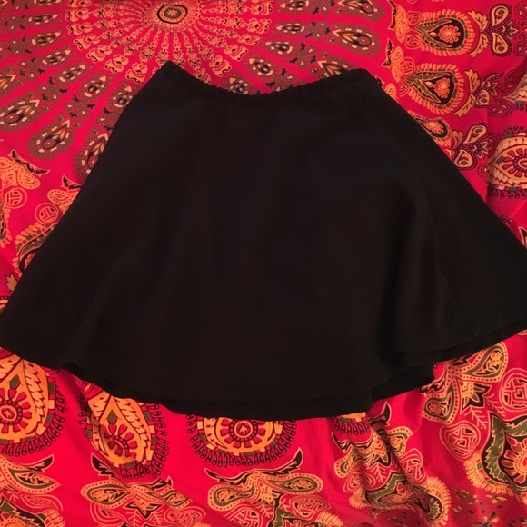 Black skirt