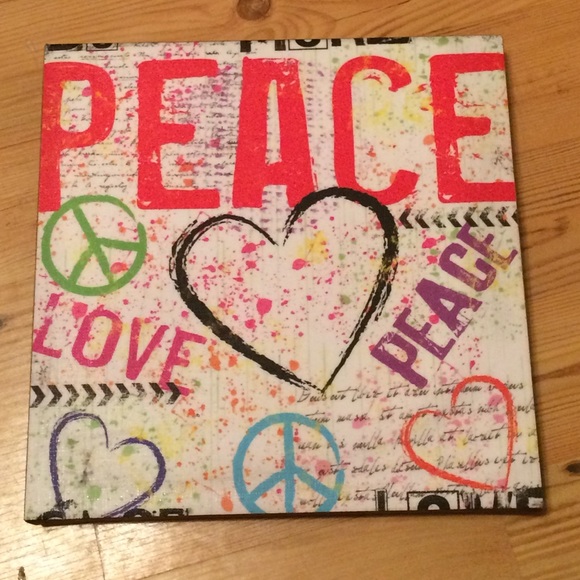 Peace & Love signs