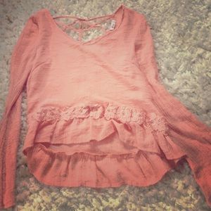 Peach long sleeve shirt(open back)