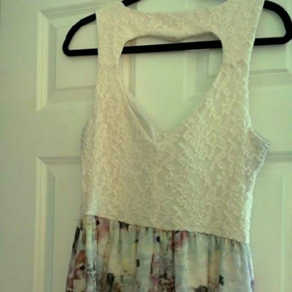 Dress - Picture 2 of 2