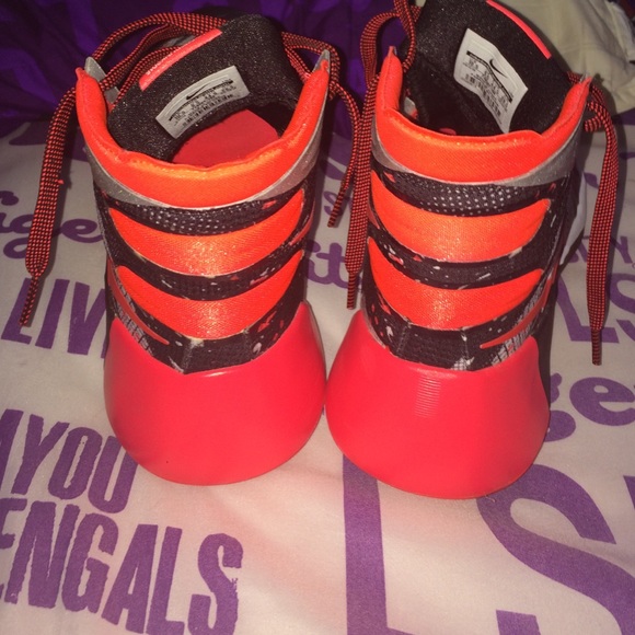 hyperdunks - Picture 3 of 4