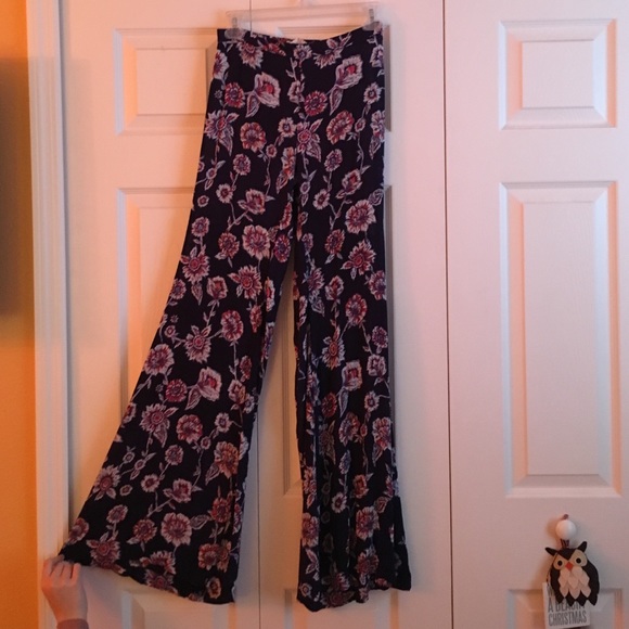 Flowy floral pants