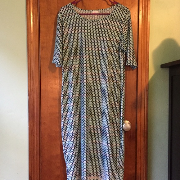 LuLaRoe Dresses & Skirts - LuLaRoe Julia Dress-XL