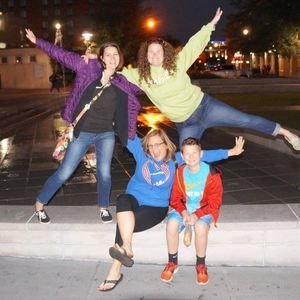 Meet your Posher, Sharon