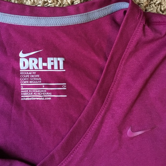NIKE dri fit tee - Picture 2 of 2