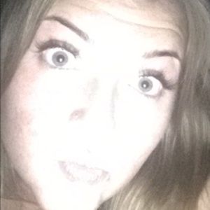 Meet your Posher, Kellie