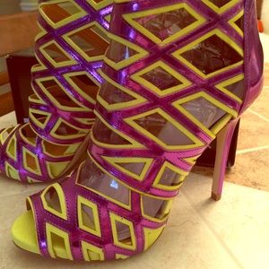 NIB Shoe Dazzle Purple and Lime Green Heels