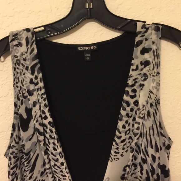 Dressy top - Picture 2 of 2