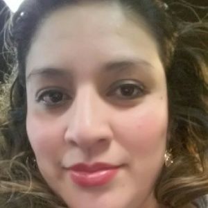 Meet your Posher, Nayeli