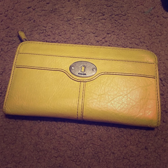 Fossil Wallet