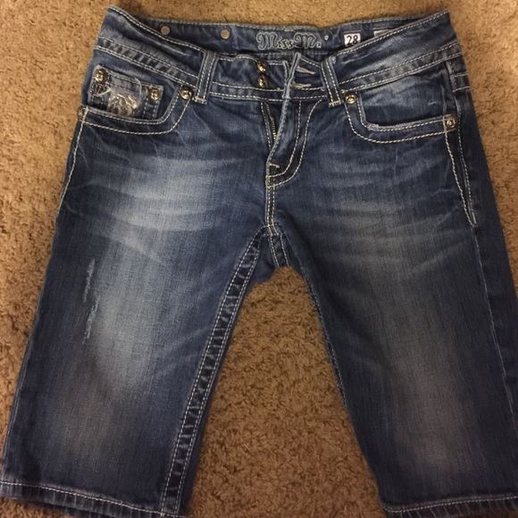 Vintage Miss Me Bermudas