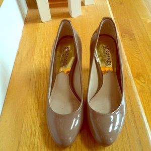 Michael Kors Flex Pumps