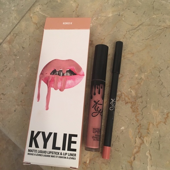 Kylie Lip Kit in Koko K