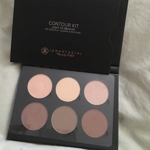 Anastasia contour kit