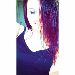 Meet your Posher, Kayla