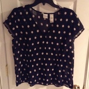 Women's pika dot blouse size 16
