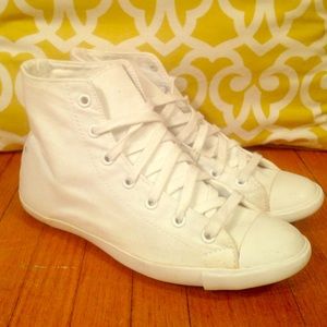 All white Women's Converse All Star High Tops