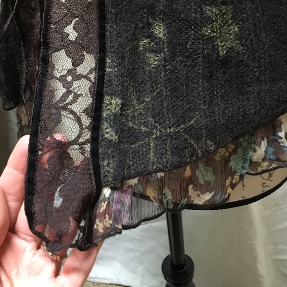 🌺🌺Paris bought cardigan size S - Picture 3 of 4