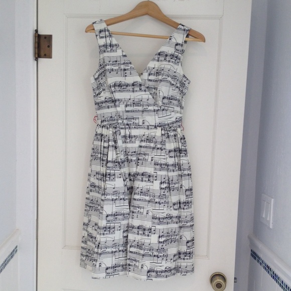 Modcloth Bea & Dot Music Notes dress!