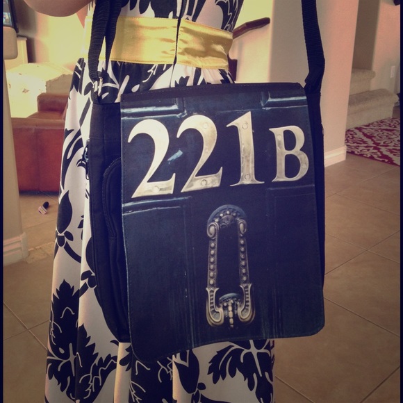 Sherlock Holmes 221b Door Handbag