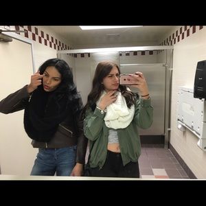 Meet your Posher, Jen