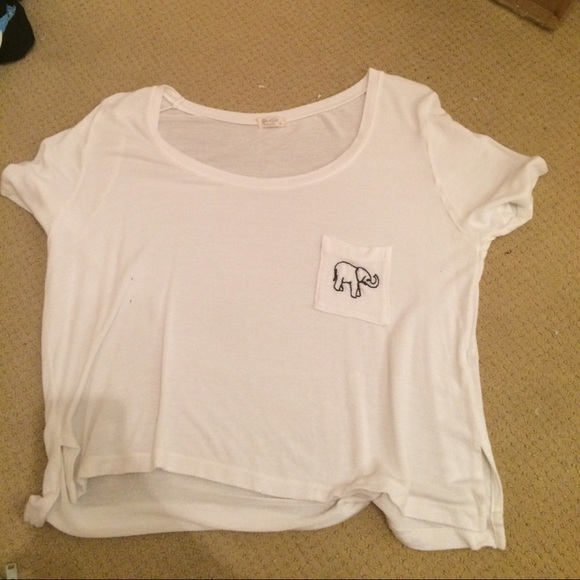 Elephant Embroidered Brandy Melville Shirt - Picture 2 of 2